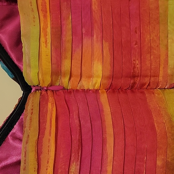 Multi colored strapless high low dress - Picture 2 of 3